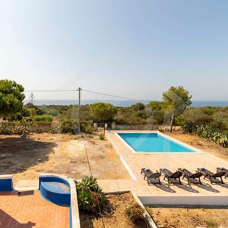 Villas2Go2 Praia Da Marinha ลาโกอา ภายนอก รูปภาพ