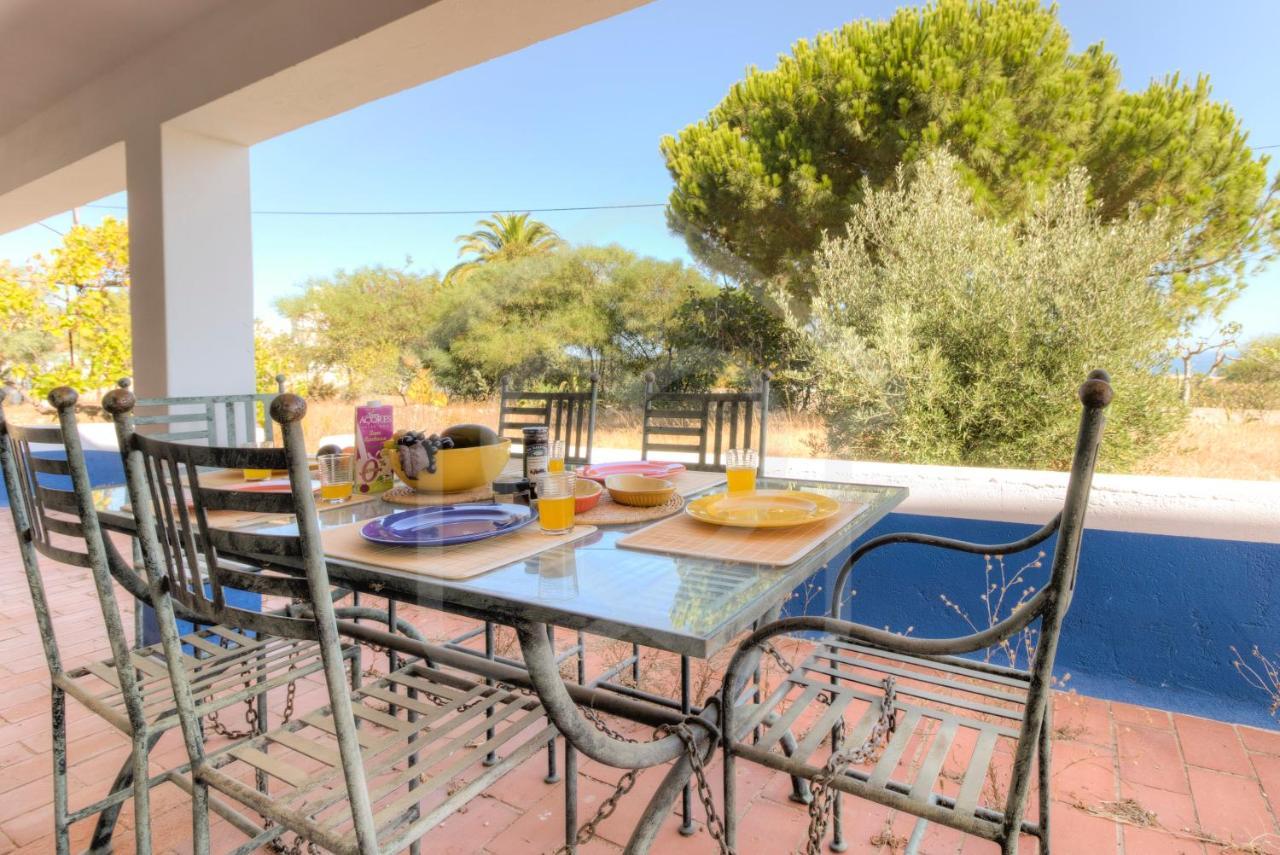 Villas2Go2 Praia Da Marinha ลาโกอา ภายนอก รูปภาพ