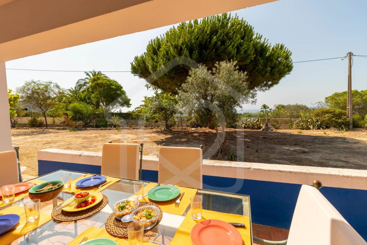 Villas2Go2 Praia Da Marinha ลาโกอา ภายนอก รูปภาพ